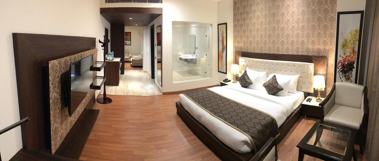 Hotel Imperia Suites جالاندار المظهر الخارجي الصورة