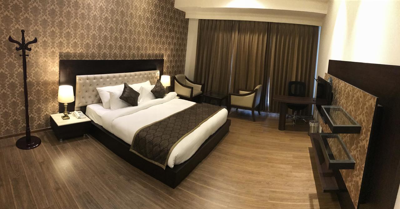 Hotel Imperia Suites جالاندار المظهر الخارجي الصورة