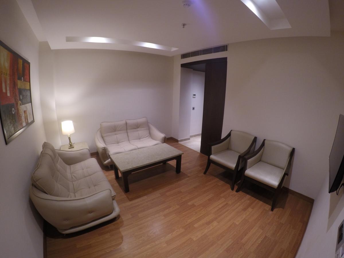 Hotel Imperia Suites جالاندار المظهر الخارجي الصورة